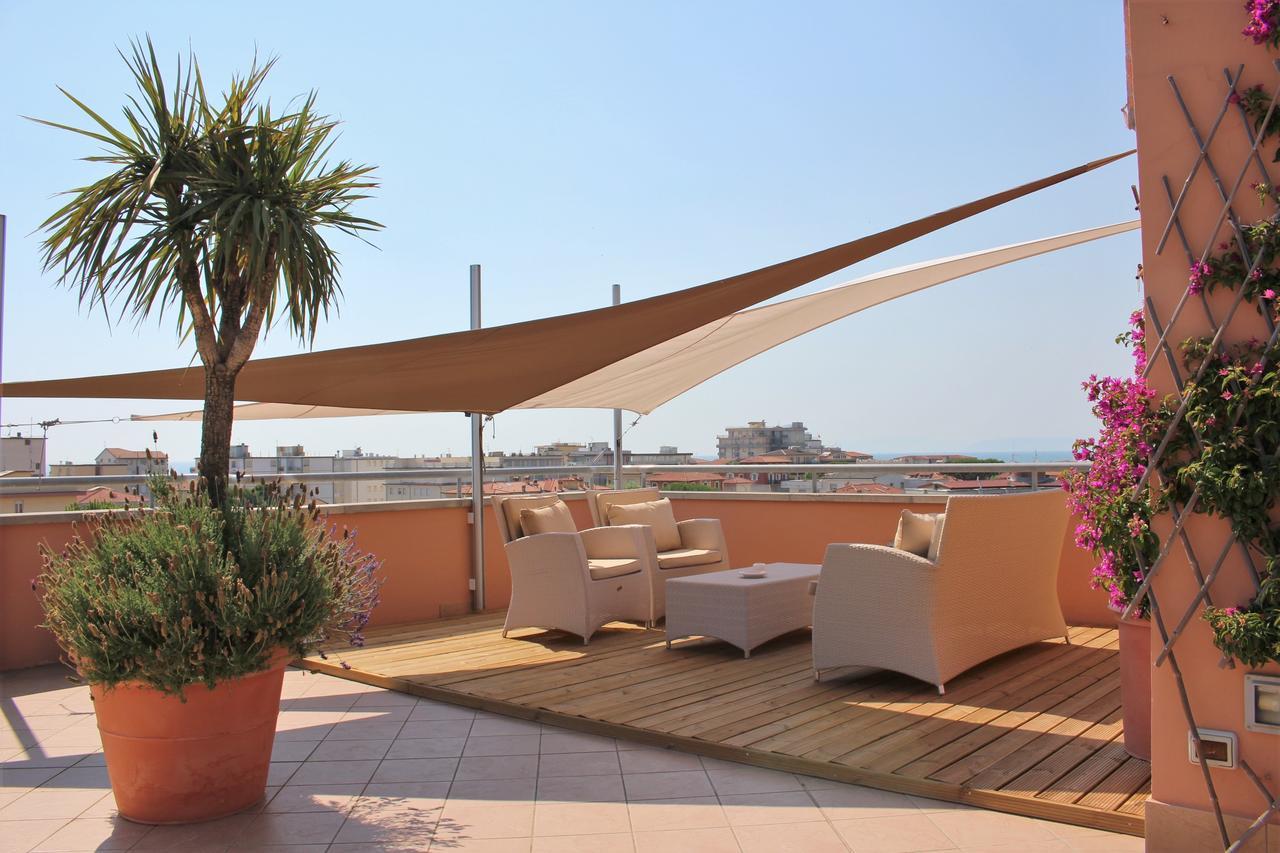 Hotel Piccolo Mondo 리도디캄파이오레 외부 사진